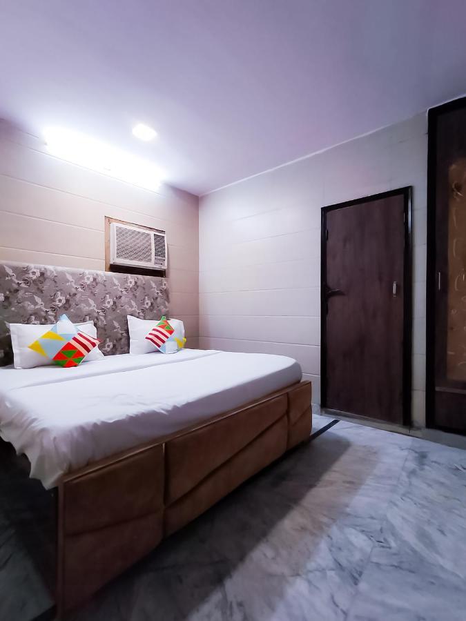 Roomshala 122 Hotel Park View - Near Adarsh Nagar New Delhi Exteriör bild